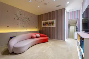 2430 Victory Park Ln, Dallas, TX 75219 - Photo 22