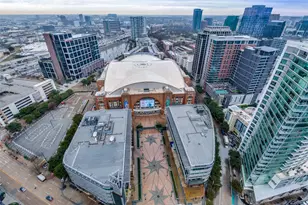 2430 Victory Park Ln, Dallas, TX 75219 - Photo 38