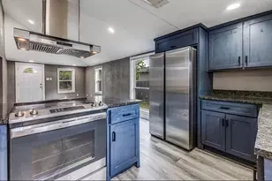 3914 Spring Ave, Dallas, TX 75210 - Photo 1