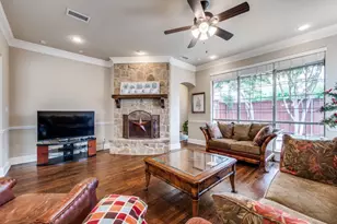 5946 Wallis Dr, Frisco, TX 75033 - Photo 6