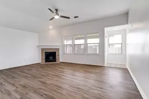 229 Bluefinch Dr, Little Elm, TX 75068 - Photo 2