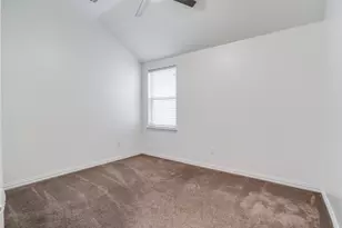 229 Bluefinch Dr, Little Elm, TX 75068 - Photo 16