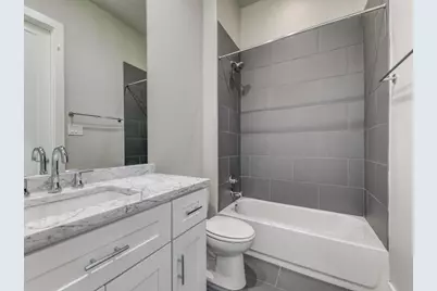 3816 Roseland Avenue #C 200, Dallas, TX 75204 - Photo 4