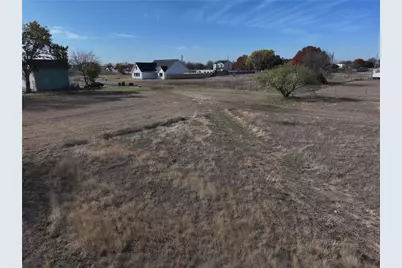 9217 Sunrise Drive, Fort Worth, TX 76134 - Photo 16