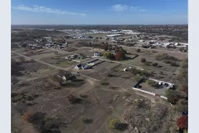 9217 Sunrise Drive, Fort Worth, TX 76134 - Photo 12