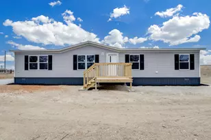 168 Co Rd 3551, Paradise, TX 76073 - Photo 2