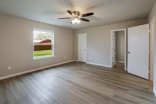 341 NW Summercrest Blvd, Burleson, TX 76028 - Photo 12