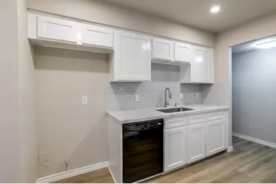 341 NW Summercrest Boulevard, Burleson, TX 76028 - Photo 10