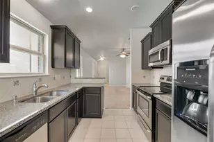 8829 Deadwood Ln, Aubrey, TX 76227 - Photo 6