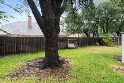 30 Crestwood Drive, Trophy Club, TX 76262 - Photo 2