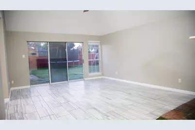 2129 Fawn Ridge Trail, Carrollton, TX 75010 - Photo 12