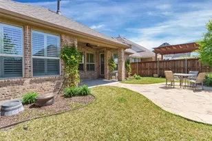 1928 Crested Ridge Rd, Fort Worth, TX 76008 - Photo 22