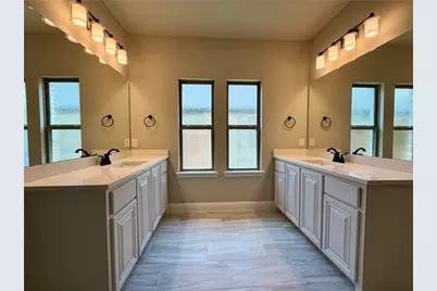140 Kenilworth Lane, Greenville, TX 75401 - Photo 22