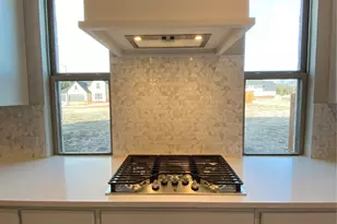 140 Kenilworth Ln, Greenville, TX 75401 - Photo 10