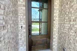 140 Kenilworth Ln, Greenville, TX 75401 - Photo 2