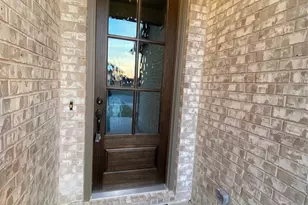 140 Kenilworth Ln, Greenville, TX 75401 - Photo 2