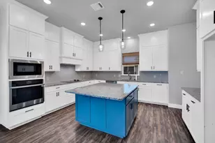 1565 Lizzie Ln, Burleson, TX 76028 - Photo 10