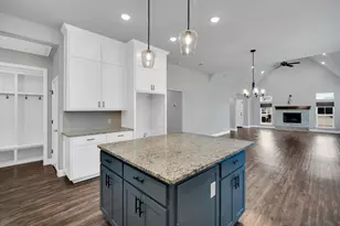 1565 Lizzie Ln, Burleson, TX 76028 - Photo 16