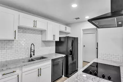 1432 Barron Lane, Fort Worth, TX 76112 - Photo 10