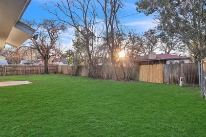 1432 Barron Lane, Fort Worth, TX 76112 - Photo 34