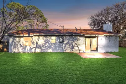 1432 Barron Lane, Fort Worth, TX 76112 - Photo 32