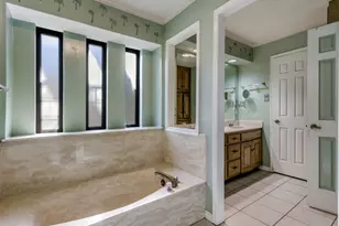 1311 Oak Timber Dr, Euless, TX 76039 - Photo 24