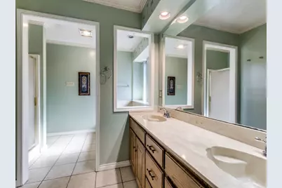 1311 Oak Timber Drive, Euless, TX 76039 - Photo 24