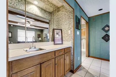 1311 Oak Timber Drive, Euless, TX 76039 - Photo 28