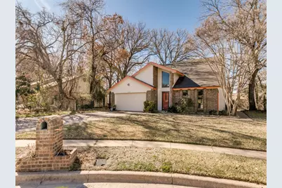 1311 Oak Timber Drive, Euless, TX 76039 - Photo 6