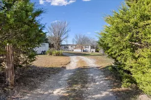 161 County Rd 3120, Valley Mills, TX 76689 - Photo 24