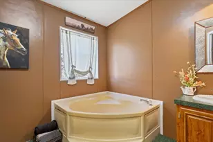 161 County Rd 3120, Valley Mills, TX 76689 - Photo 18