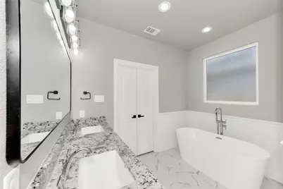 404 Betchan Street, Lake Dallas, TX 75065 - Photo 16