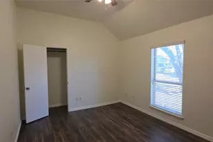 629 Dorchester Ln, Mansfield, TX 76063 - Photo 32