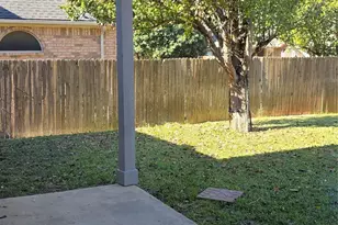 629 Dorchester Ln, Mansfield, TX 76063 - Photo 40