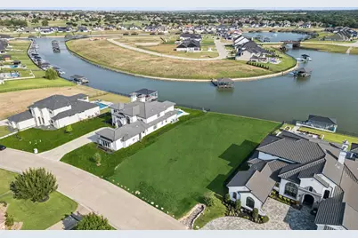 6137 Lakeside Drive, Fort Worth, TX 76179 - Photo 2