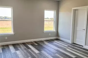 1404 Dixie Ests Wy, Whitesboro, TX 76273 - Photo 32