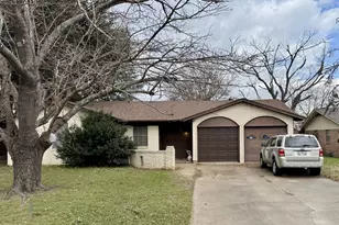 317 N Trail St, Crowley, TX 76036 - Photo 36