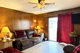 317 N Trail St, Crowley, TX 76036 - Photo 6