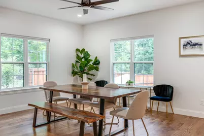 1000 Cameron Avenue, Dallas, TX 75223 - Photo 8