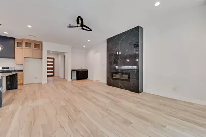 1318 Nokomis Avenue, Dallas, TX 75224 - Photo 2