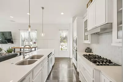 3002 Zenia Drive, Dallas, TX 75204 - Photo 2