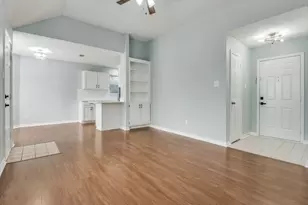 571 Dandelion Dr, Cedar Hill, TX 75104 - Photo 8