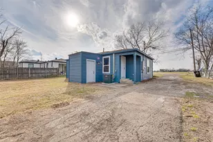 4003 Up the Grove St, Greenville, TX 75401 - Photo 26