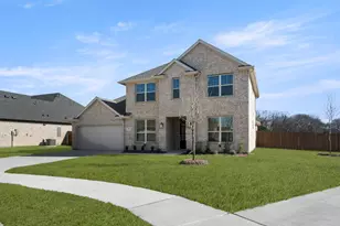 931 Richard Pittmon Dr, DeSoto, TX 75115 - Photo 2