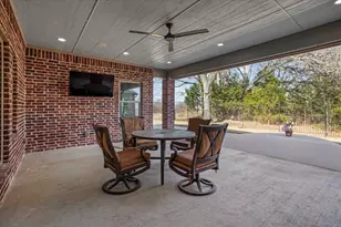 3909 Saddle Creek, Denison, TX 75020 - Photo 4