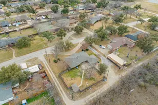 1506 W Elliott St, Breckenridge, TX 76424 - Photo 14