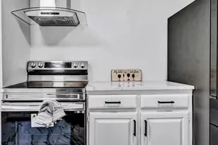 3402 S Glenbrook Dr, Garland, TX 75041 - Photo 8