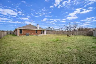 5900 Rising Meadow Dr, Arlington, TX 76018 - Photo 16