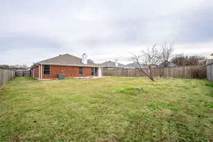 5900 Rising Meadow Dr, Arlington, TX 76018 - Photo 20