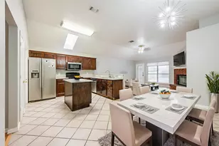 5900 Rising Meadow Dr, Arlington, TX 76018 - Photo 8